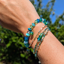 Load image into Gallery viewer, Sun Glitter Beaded Bracelet in Green