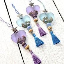 Load image into Gallery viewer, Sea Mist Beachy Style Hanging Heart Decoration