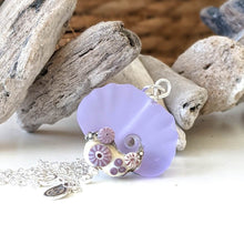 Load image into Gallery viewer, Sea Mist Shell Pendant