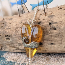 Load image into Gallery viewer, Shoreline Long Heart Pendant