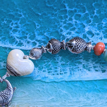 Load image into Gallery viewer, Sand &amp; Sea 3 Little Fish Bracelet