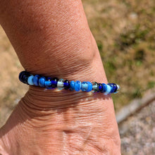 Load image into Gallery viewer, Summer Special Bracelet - Tiny Blues