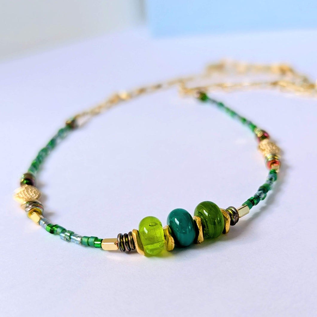 Sun Glitter Necklace in Green