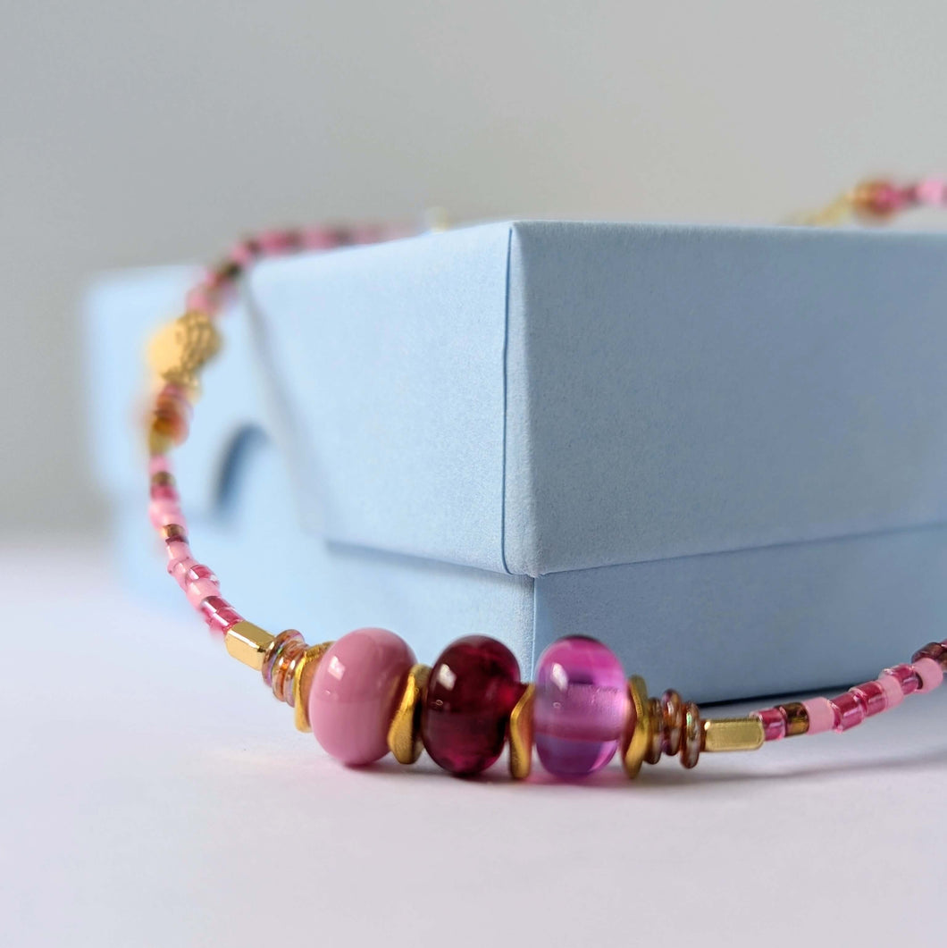 Sun Glitter Necklace in Pink