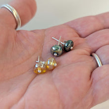 Load image into Gallery viewer, Tiny Bead Studs