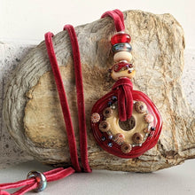 Load image into Gallery viewer, Red Sea Disc Necklace