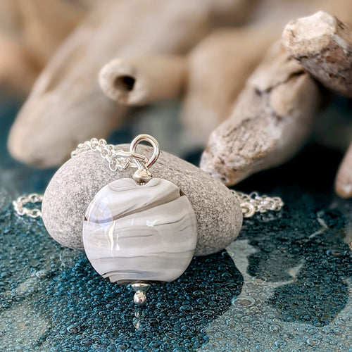 Pebble Mini Lentil Pendant